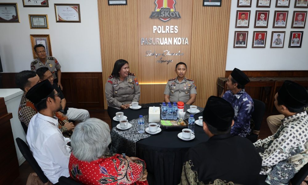 Perkokoh Sinergitas, Kapolres Pasuruan Kota Sambut Hangat Silaturahmi Komisioner KPU