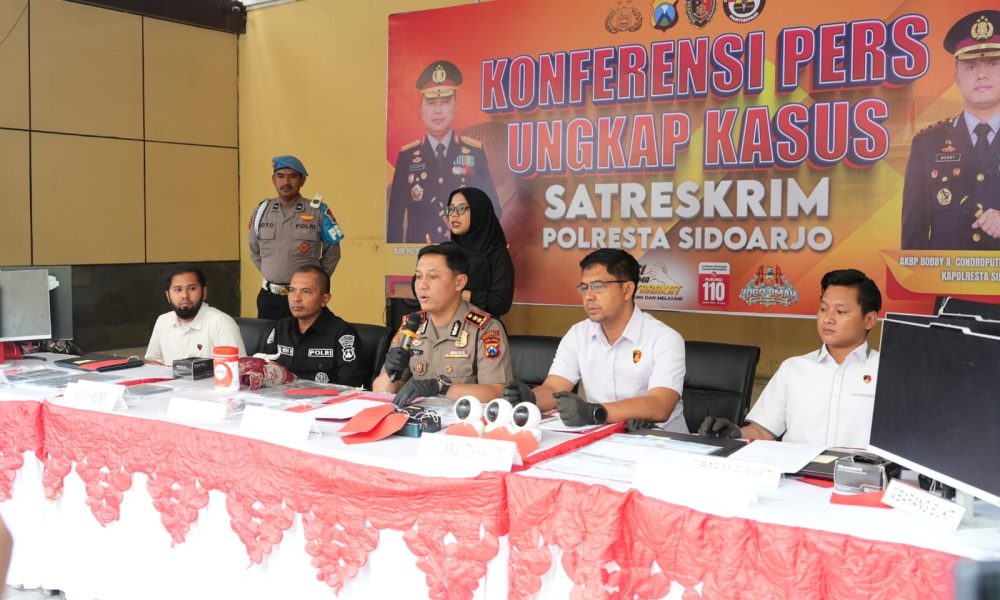 Polresta Sidoarjo Ungkap Penipuan Online Libatkan WNA Vietnam